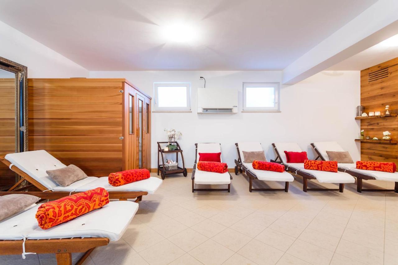 Villa Kamenica Kras エクステリア 写真