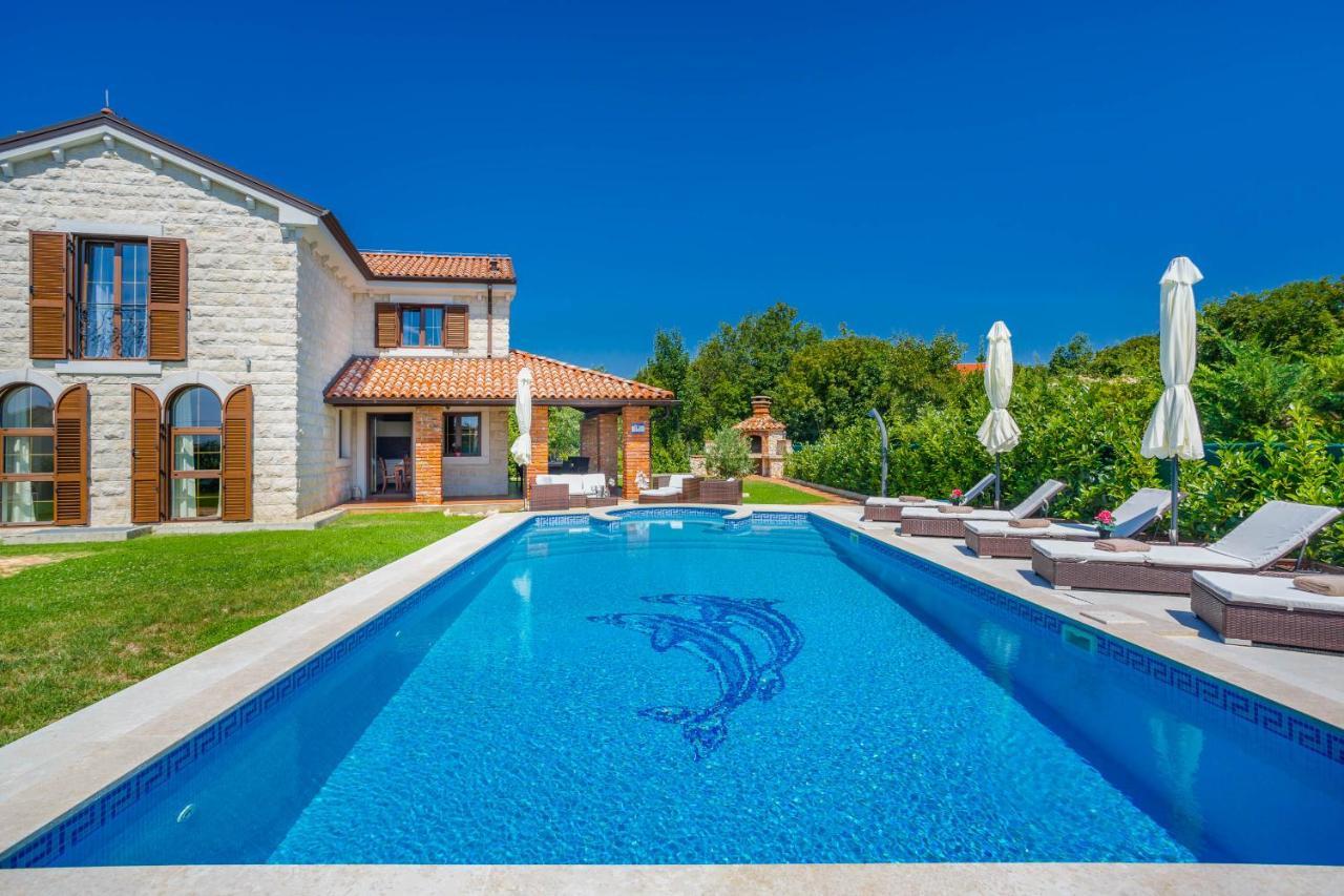 Villa Kamenica Kras エクステリア 写真