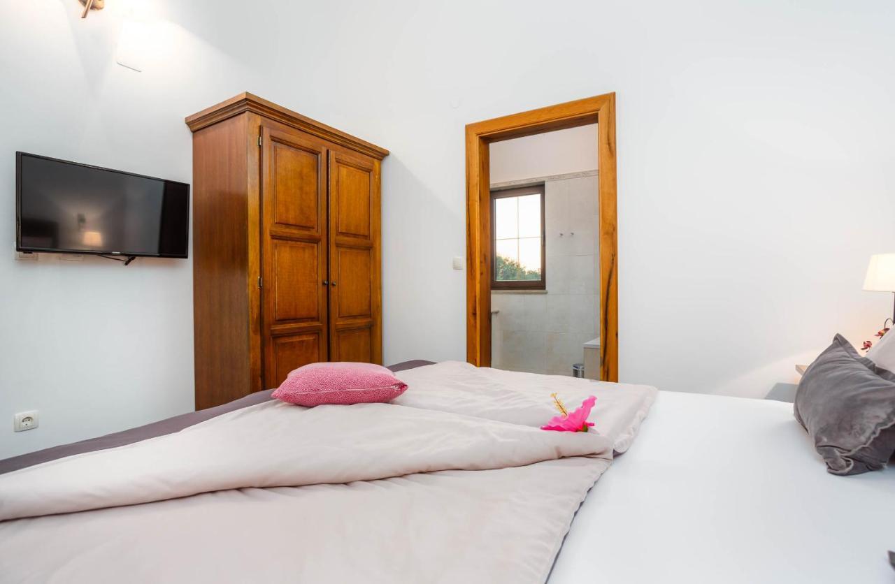 Villa Kamenica Kras エクステリア 写真